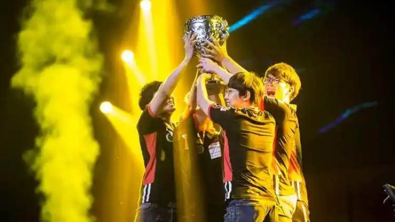 Bwin · 必赢(中国)唯一官方网站 小组赛与淘汰赛的区别
